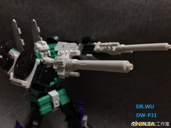 Dr Wu DW P31 Ninja Upgrade Set For Titans Return Sixshot 05 (5 of 14)